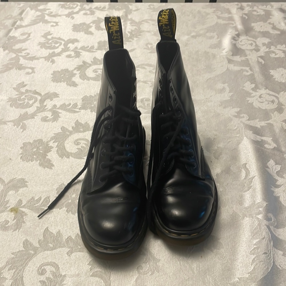 Doc Martens 1460 Boot US Womens size 9/US men’s size 8